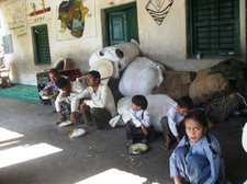 midday meal for student and labourers