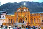 Badrinath Temple — Perspective 1